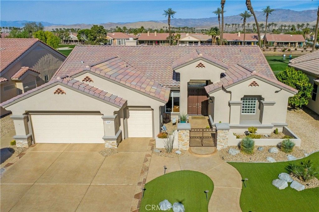 78302 Kensington Avenue, Palm Desert