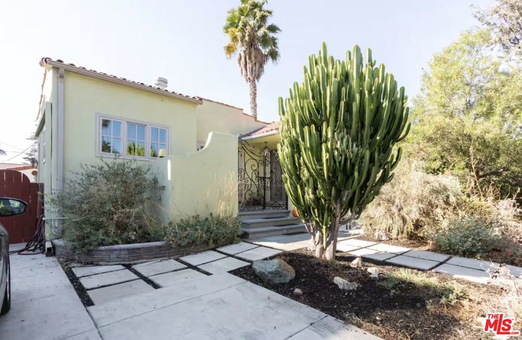 Photo of Listing #25631179