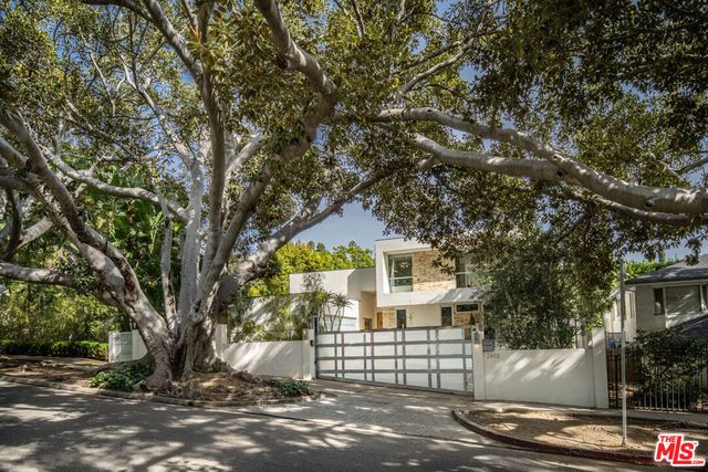 2410 N Vermont Avenue, Los Angeles