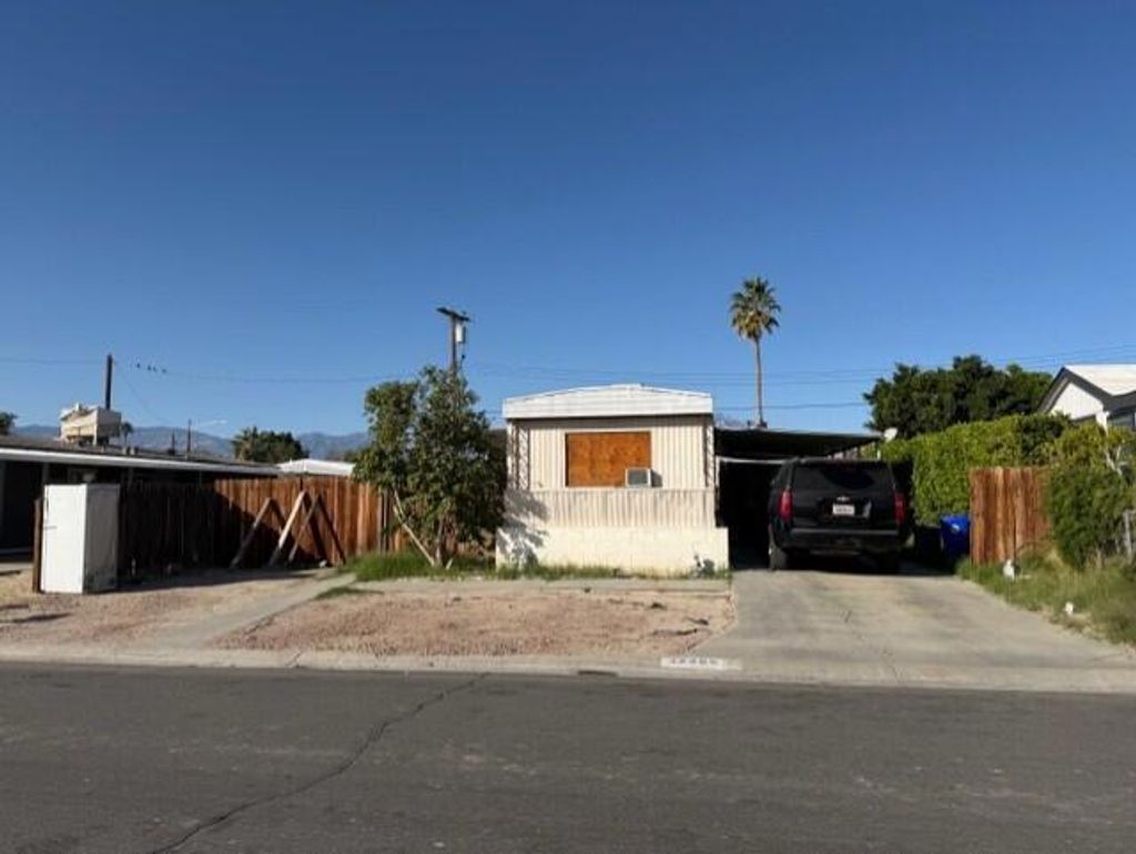 32405 Chiricahua Drive, Thousand Palms