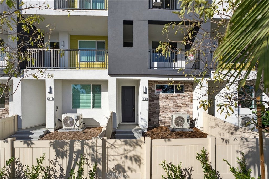 Photo of Listing #TR26024425