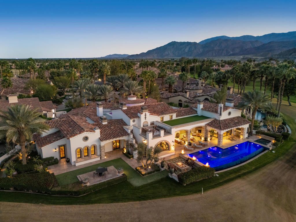 57175 Peninsula Lane, La Quinta