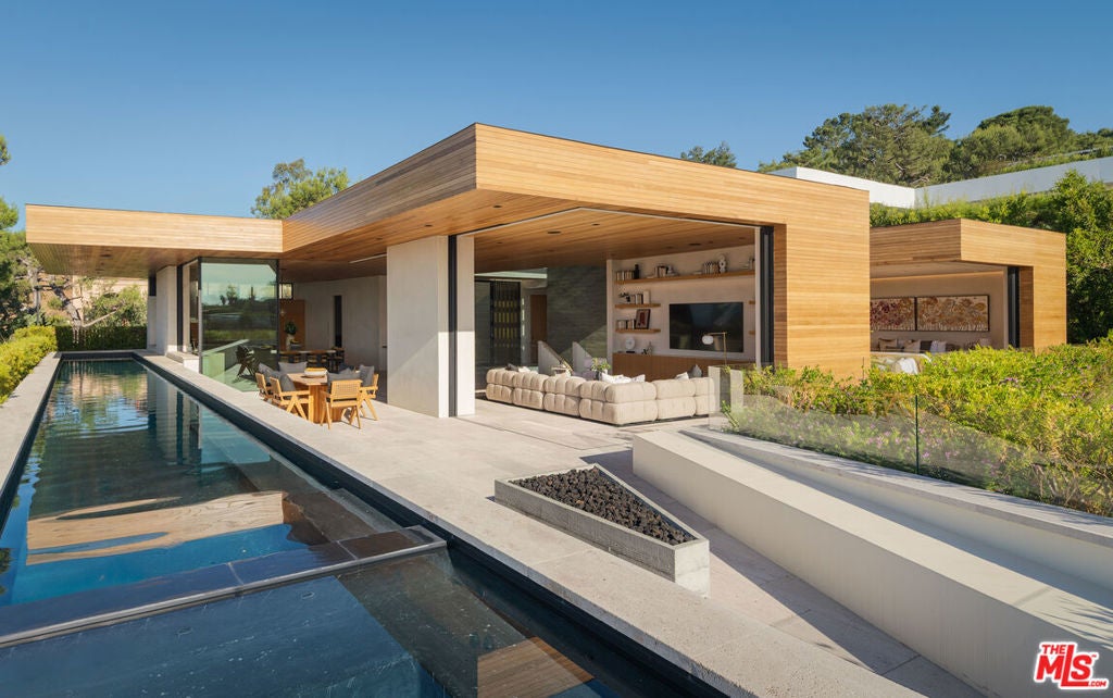 Photo of Listing #26647431