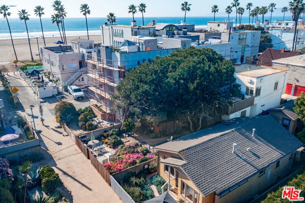 Photo of Listing #26647667