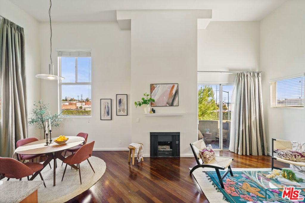 Photo of Listing #26647919