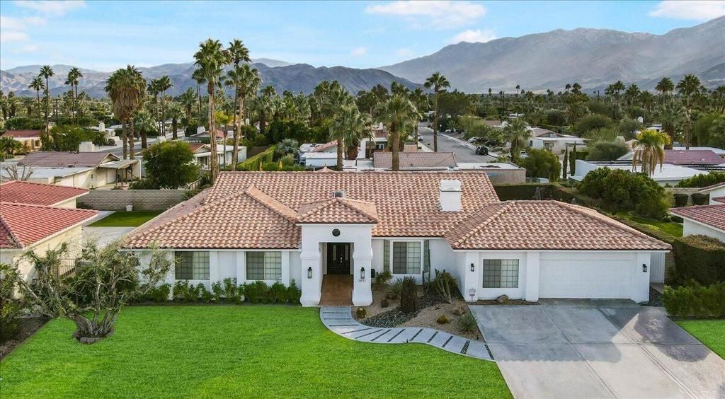 2451 Quincy Way, Palm Springs
