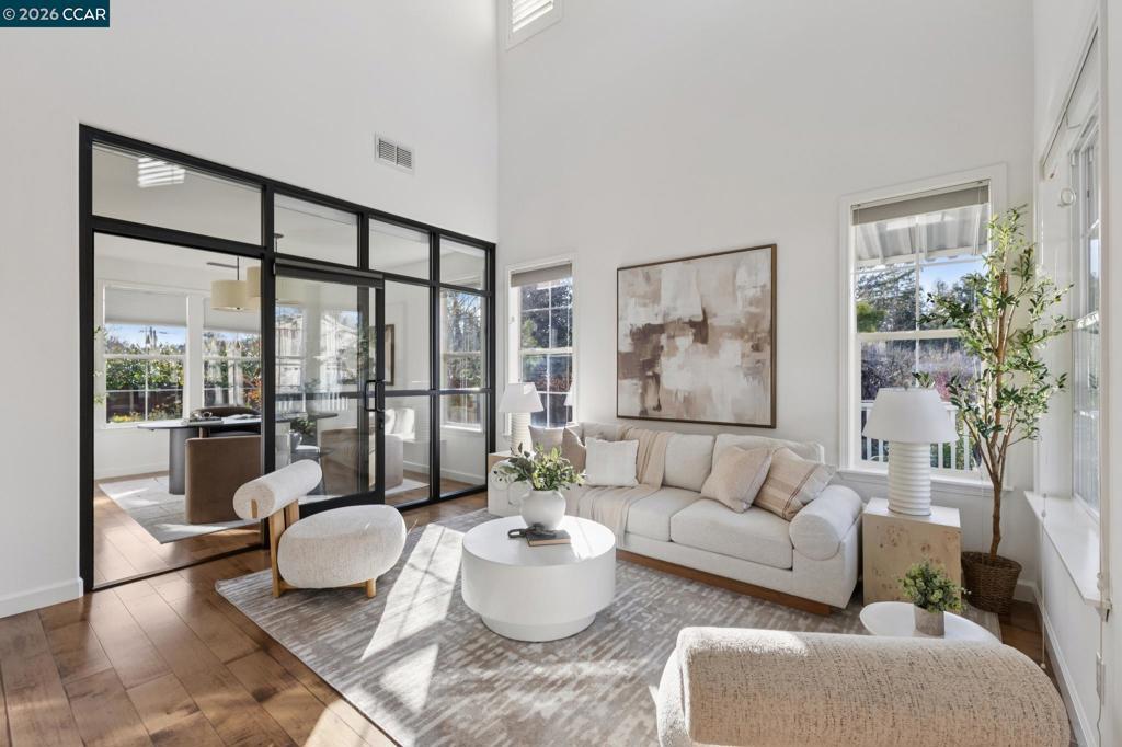 Photo of Listing #41123105