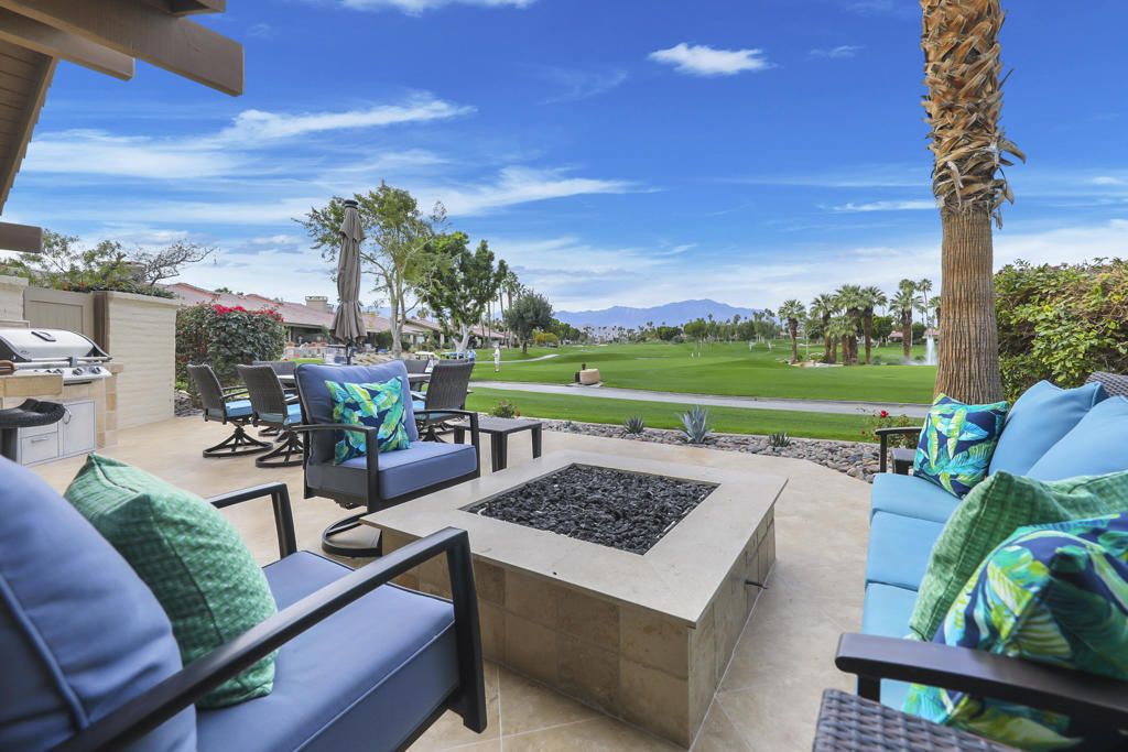149 Blue River Drive, Palm Desert