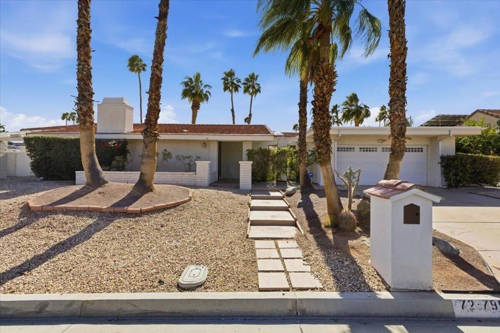 72795 Somera Road, Palm Desert