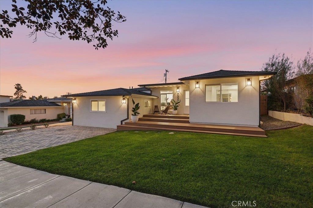 Photo of Listing #SB26019312