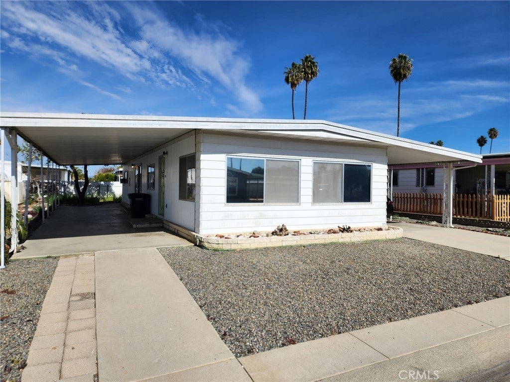 Photo of Listing #SW26028183