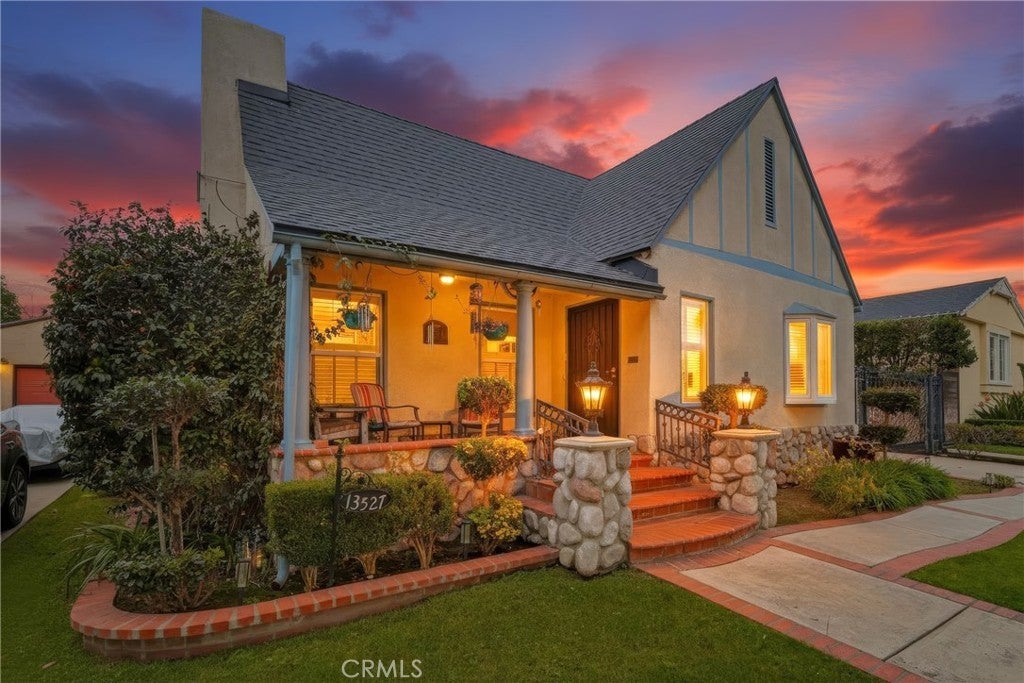 Photo of Listing #DW26029481