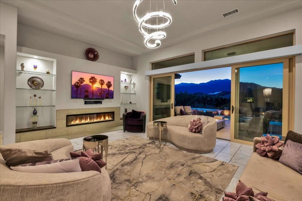 100 Barolo, Rancho Mirage