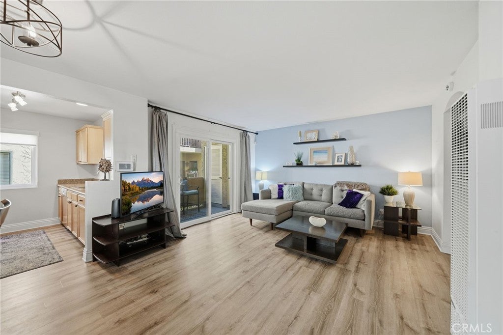 Photo of Listing #SW26030273