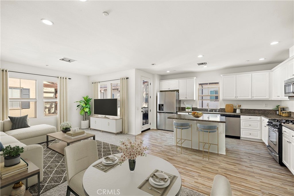 Photo of Listing #OC26030491