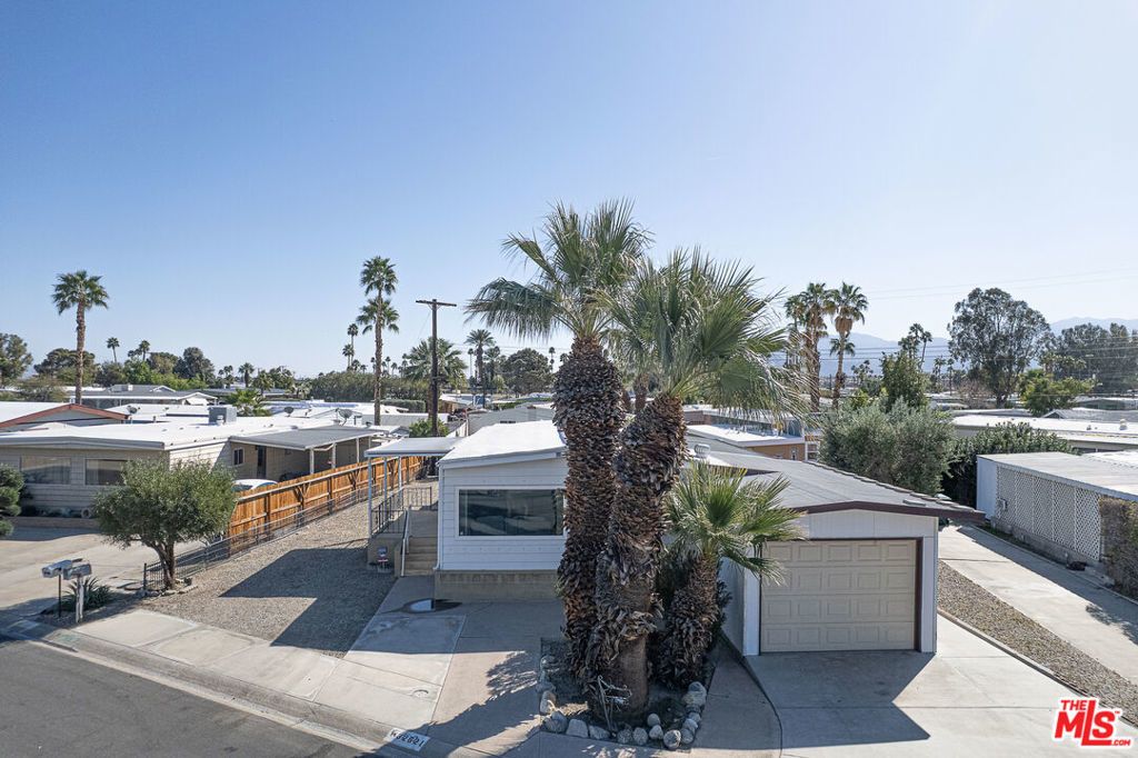 32521 Merlon Drive, Thousand Palms