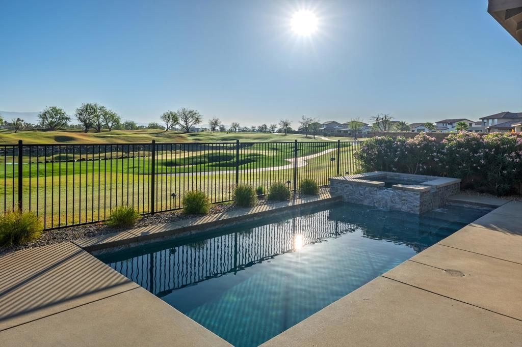 80118 Champions Way, La Quinta