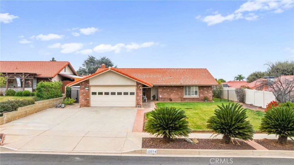 Photo of Listing #IV26033852