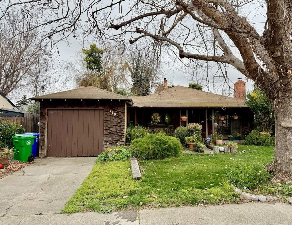 Photo of Listing #41124292