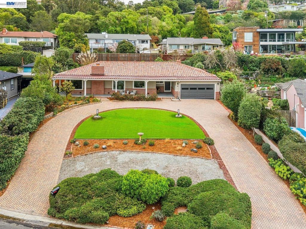 Photo of Listing #41124408