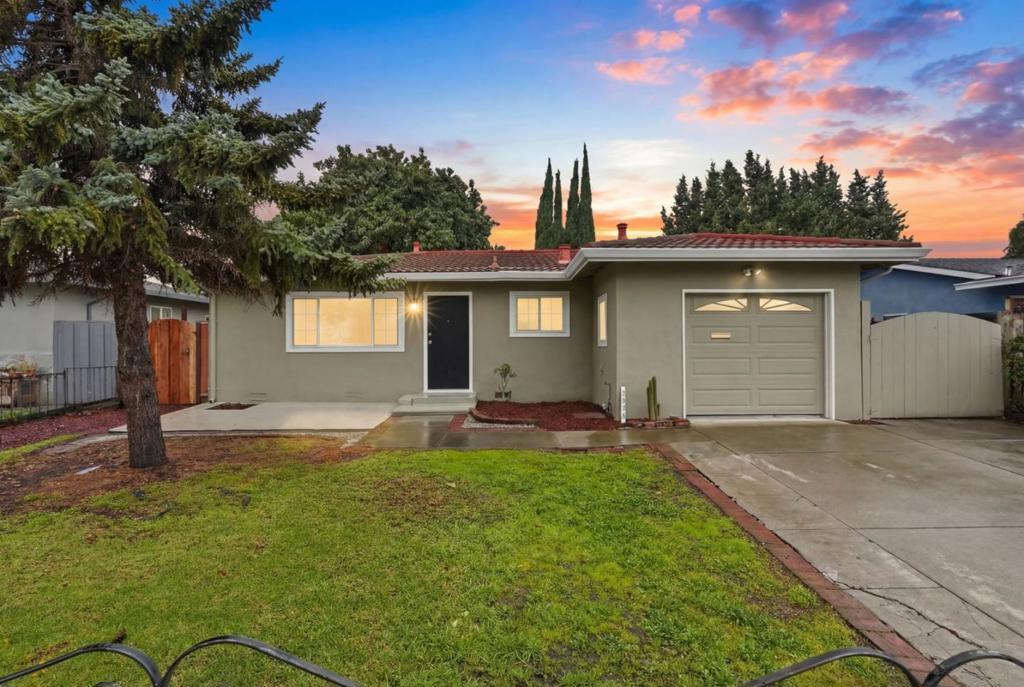 Photo of Listing #ML82035429