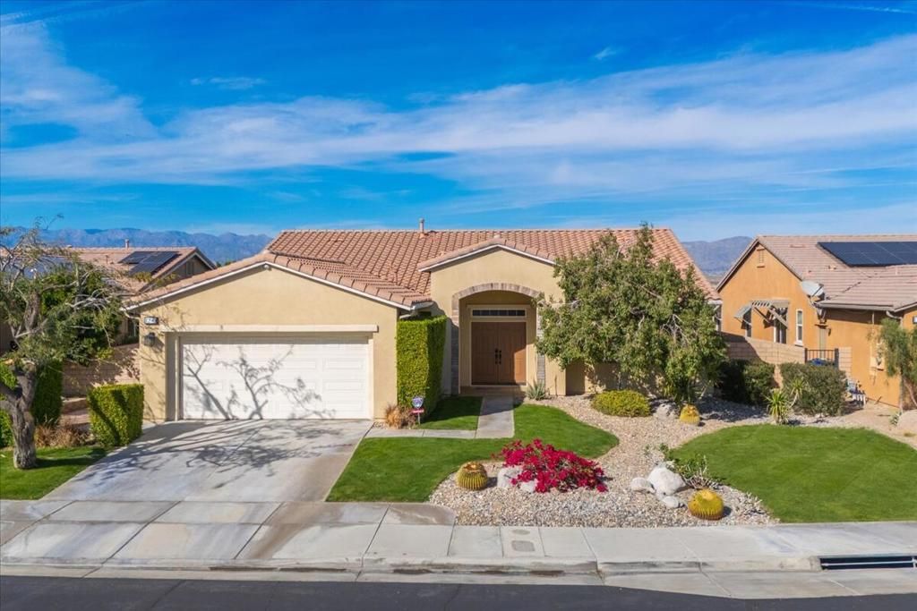 1290 Esperanza Trail, Palm Springs