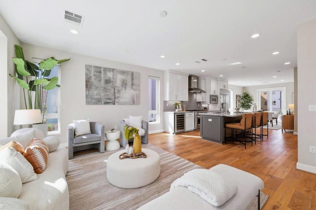 Photo of Listing #ML82035485