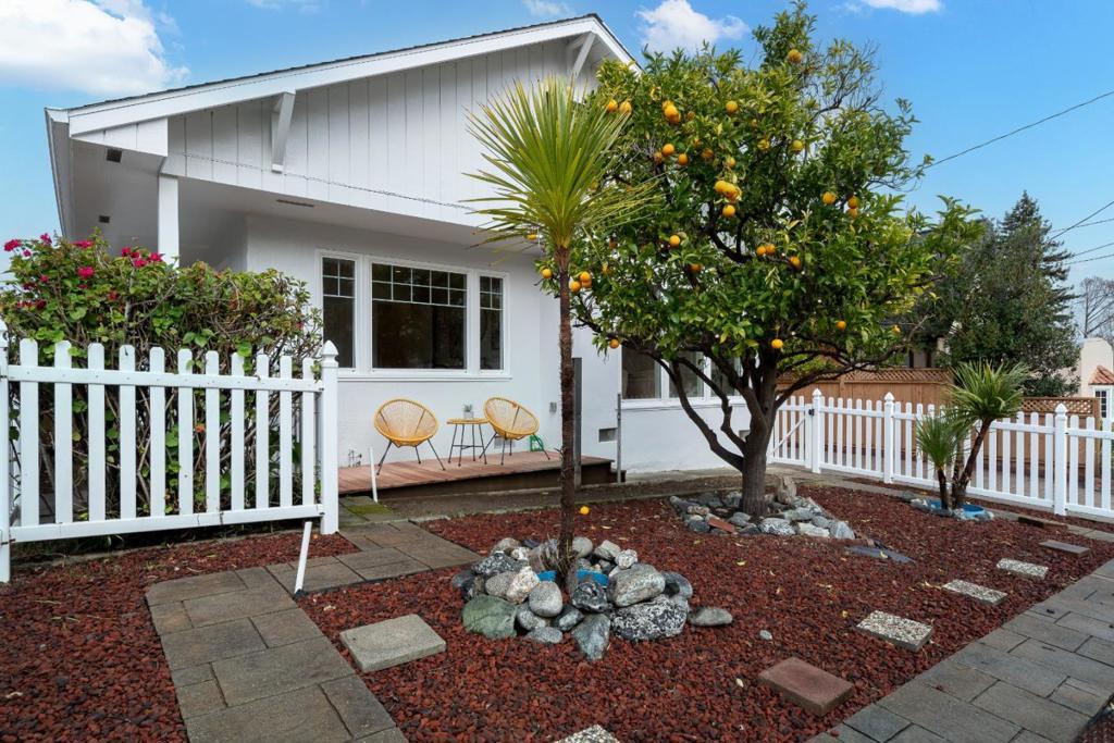 Photo of Listing #ML82035527