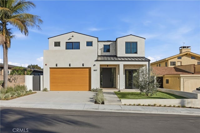 1807 9th, Manhattan Beach.