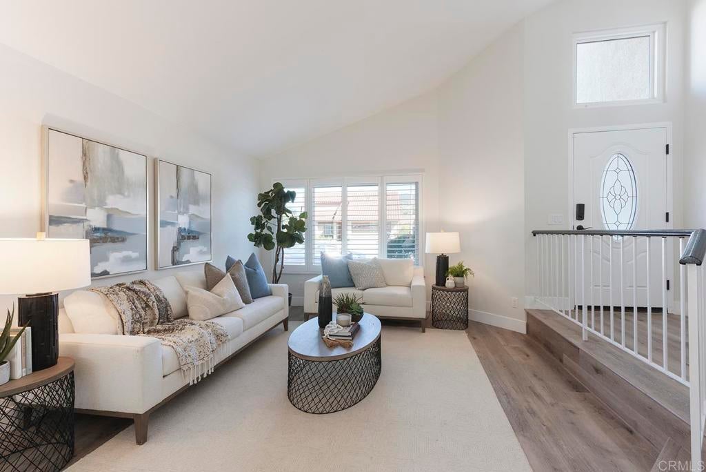 Photo of Listing #PTP2601348