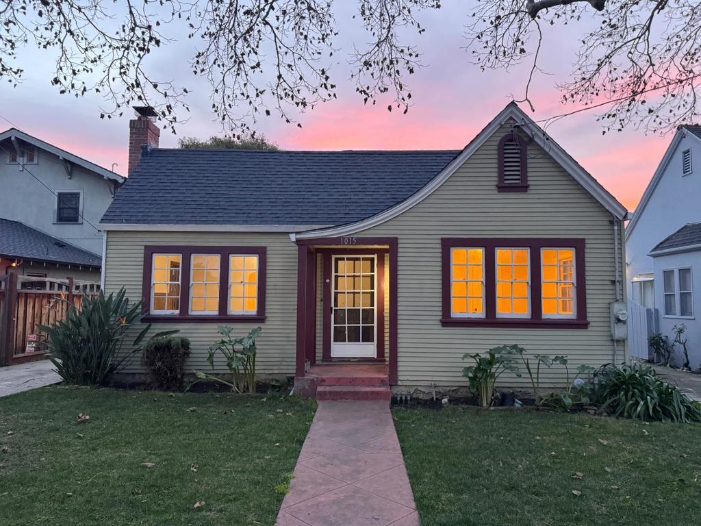 Photo of Listing #ML82035959