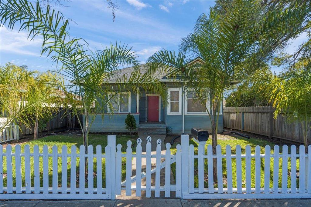 Photo of Listing #ML82035981