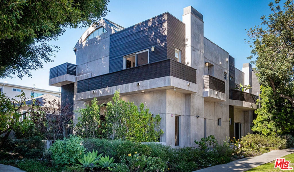 Photo of Listing #26655801