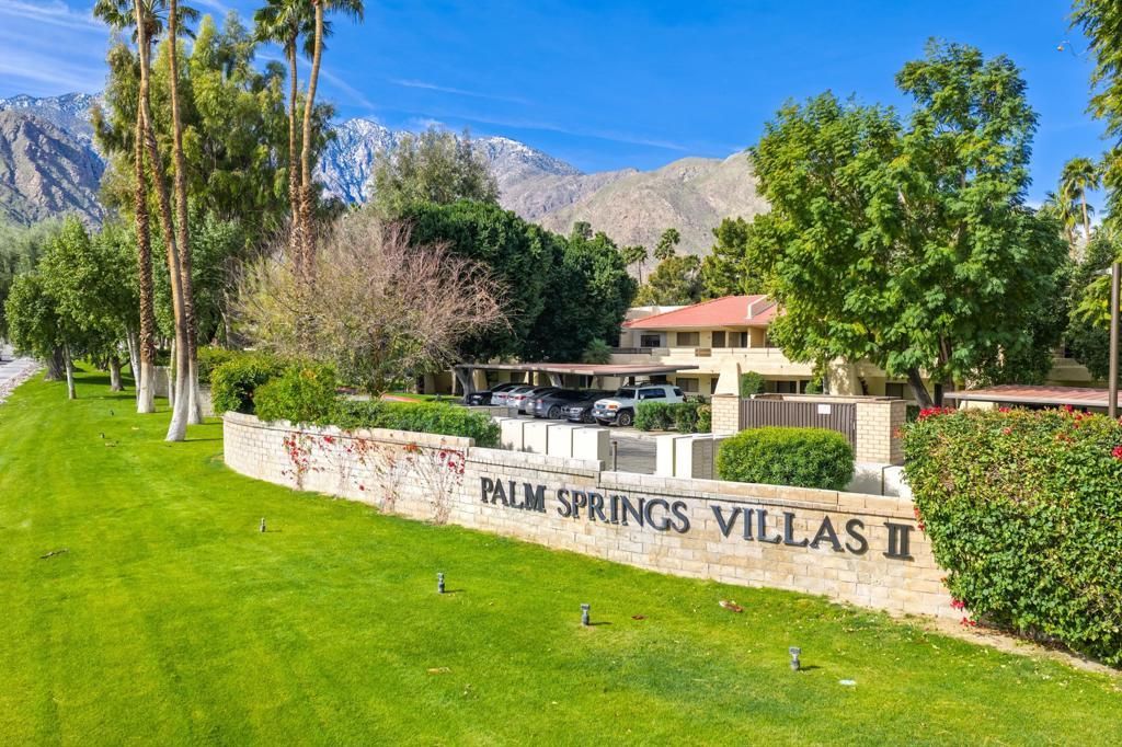 2821 W Los Felices Circle W # K215, Palm Springs