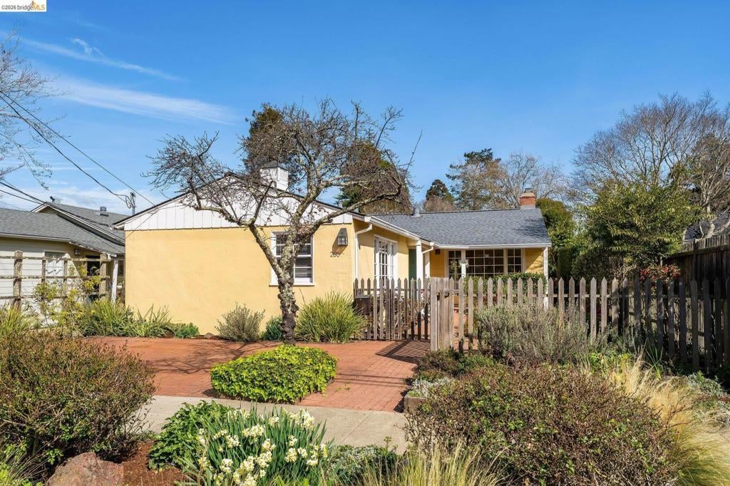 Photo of Listing #41125099