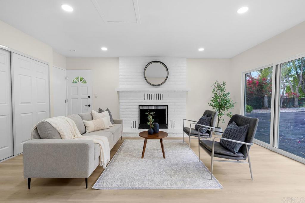 Photo of Listing #PTP2601450