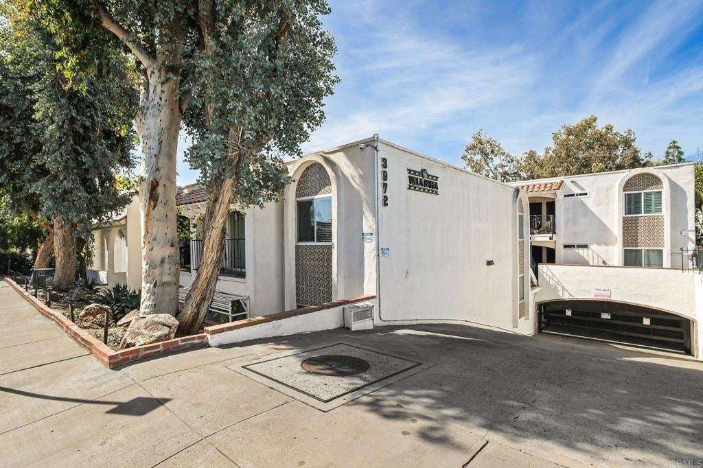 Photo of Listing #PTP2601453