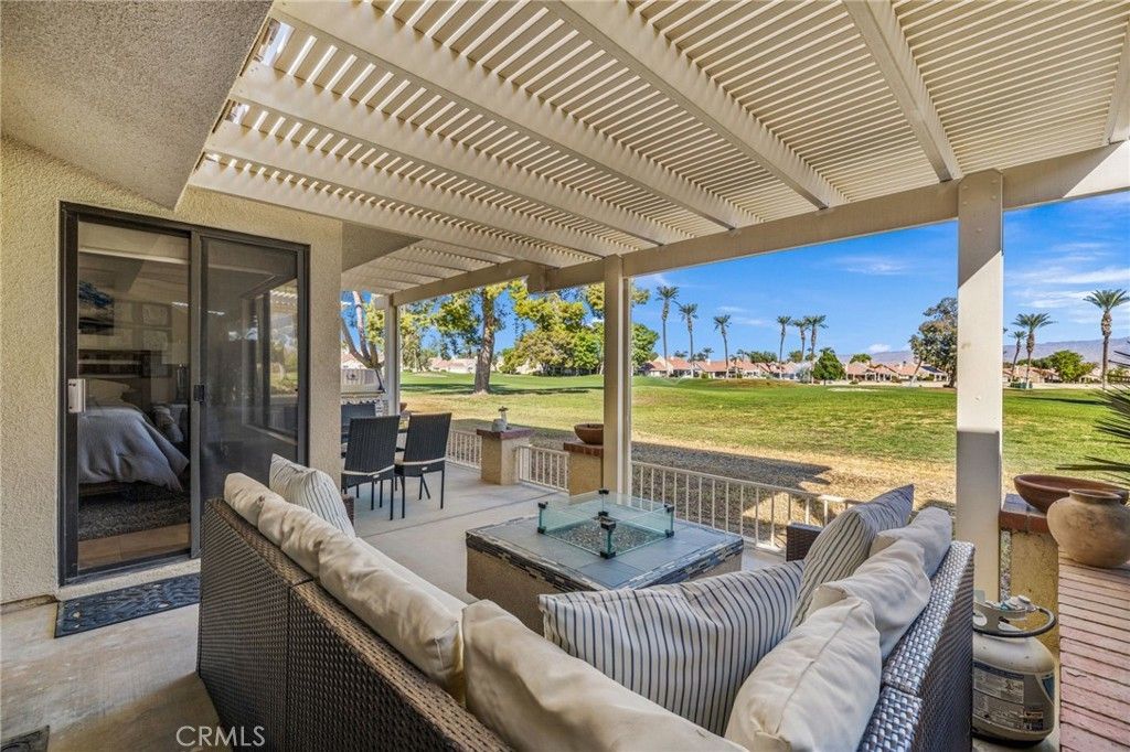 77116 Pauma Valley Way, Palm Desert