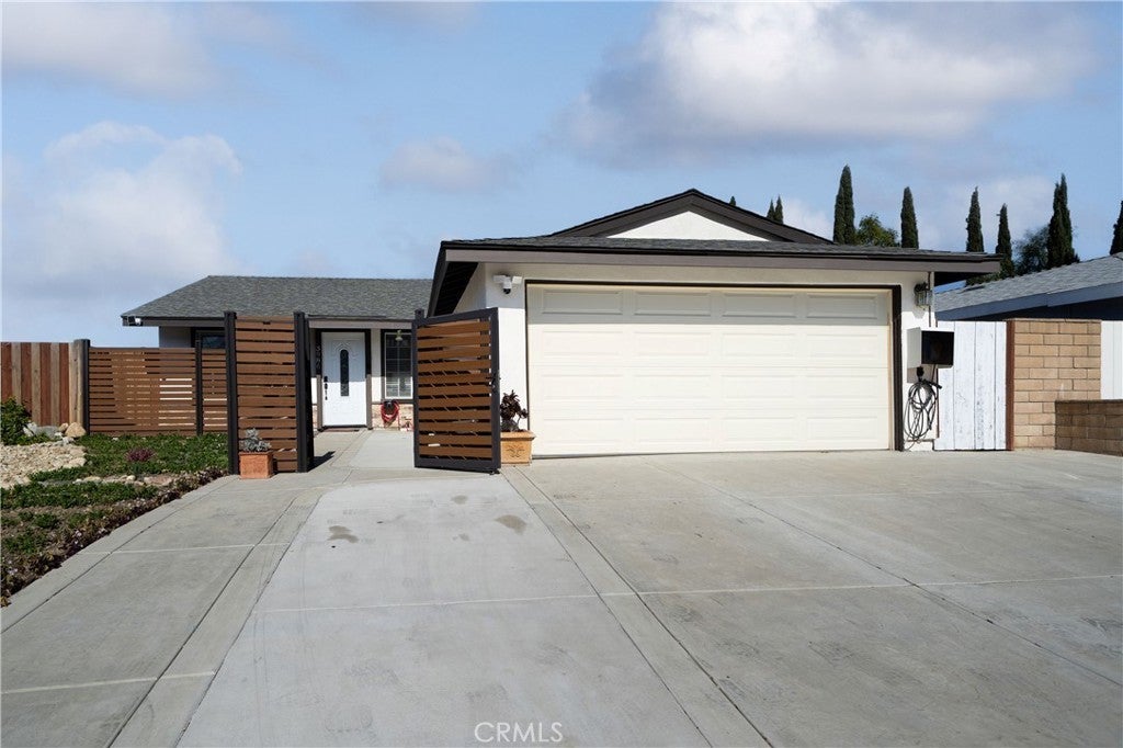 Photo of Listing #PW26039215