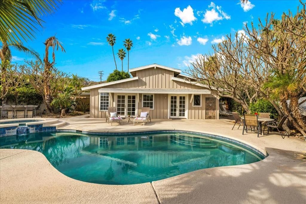 38207 Paradise Way, Cathedral City