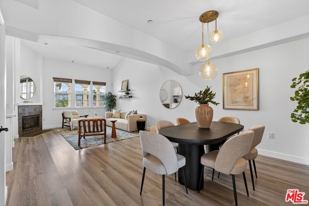 Photo of Listing #26654803