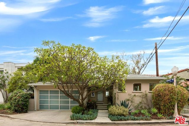 1757 Hollyvista Avenue, Los Angeles