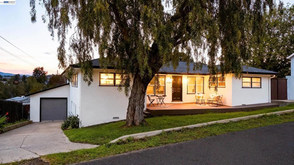 Photo of Listing #41125262