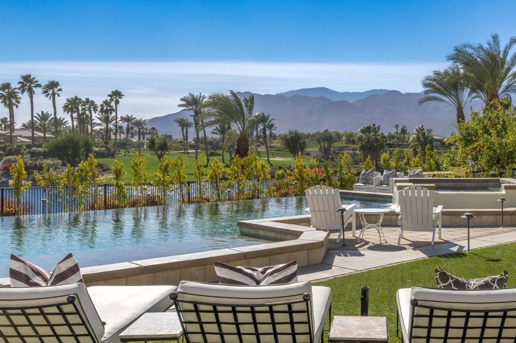 58075 Carmona, La Quinta