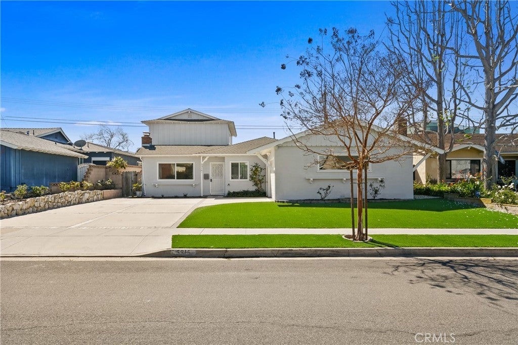 Photo of Listing #SB26043817