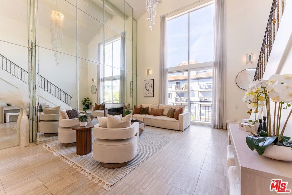 Photo of Listing #26656987