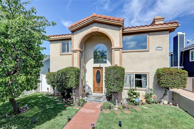 2313 Nelson Avenue A, Redondo Beach.