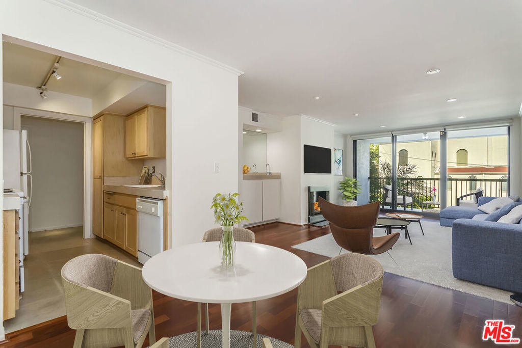 Photo of Listing #26660047