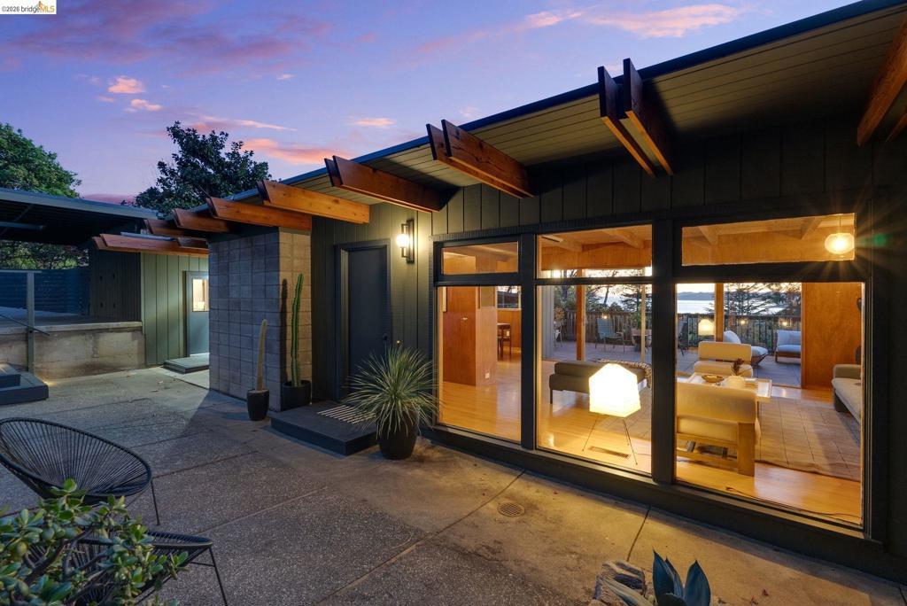 Photo of Listing #41126115