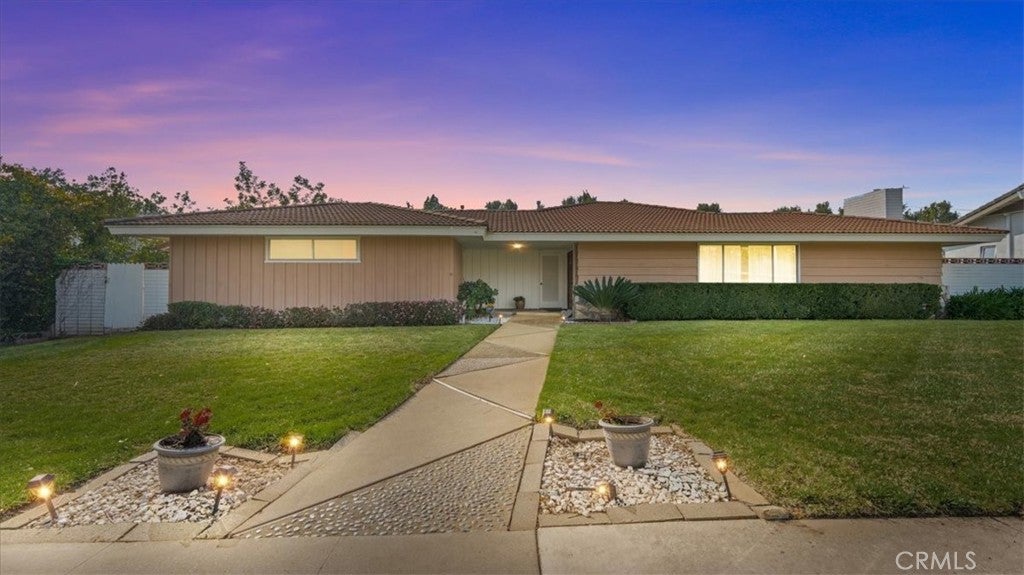 Photo of Listing #CV26013178